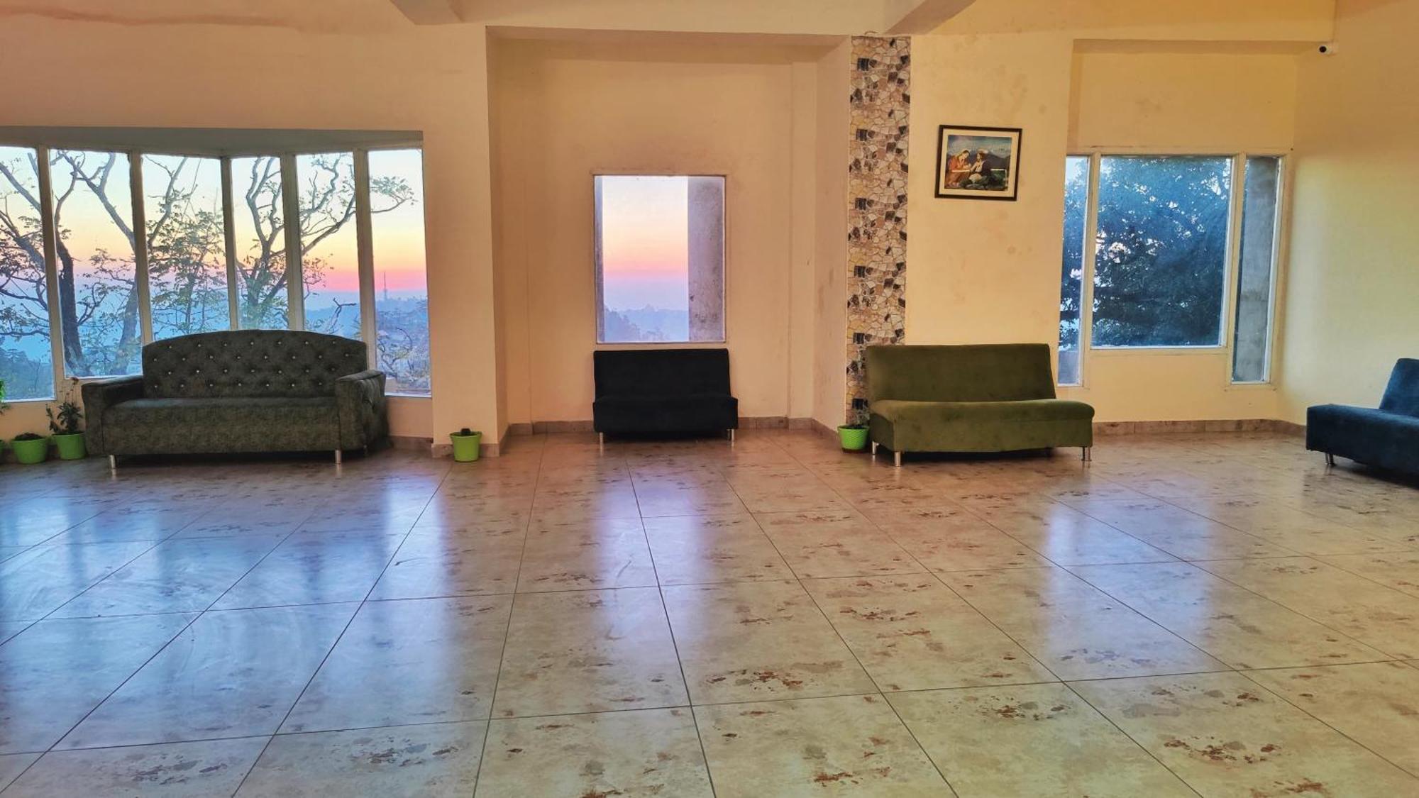 The Ashoka Inn 300Mts Walkable From Mall Road Shimla Exterior foto