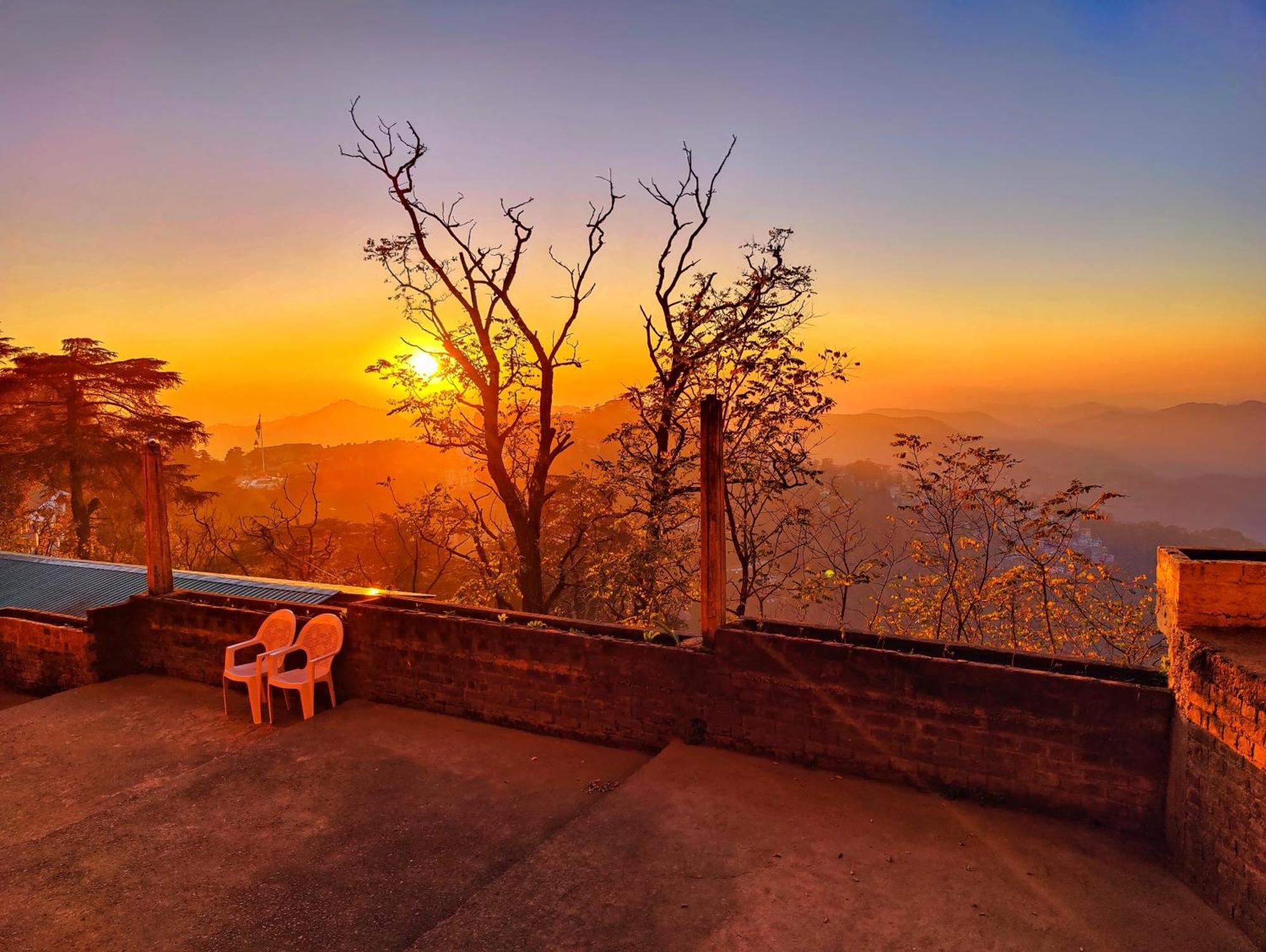 The Ashoka Inn 300Mts Walkable From Mall Road Shimla Exterior foto