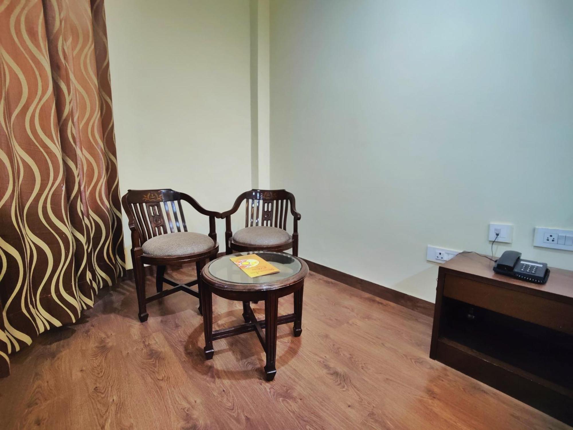 The Ashoka Inn 300Mts Walkable From Mall Road Shimla Exterior foto