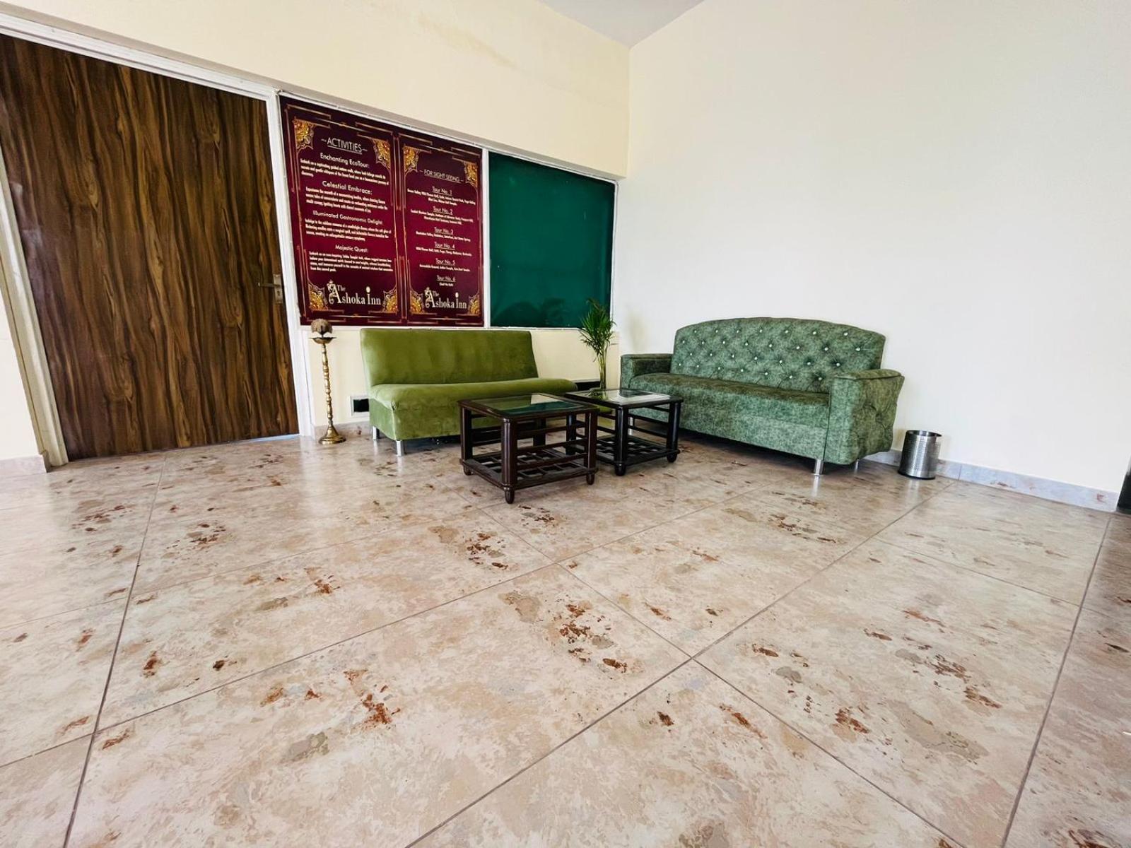 The Ashoka Inn 300Mts Walkable From Mall Road Shimla Exterior foto