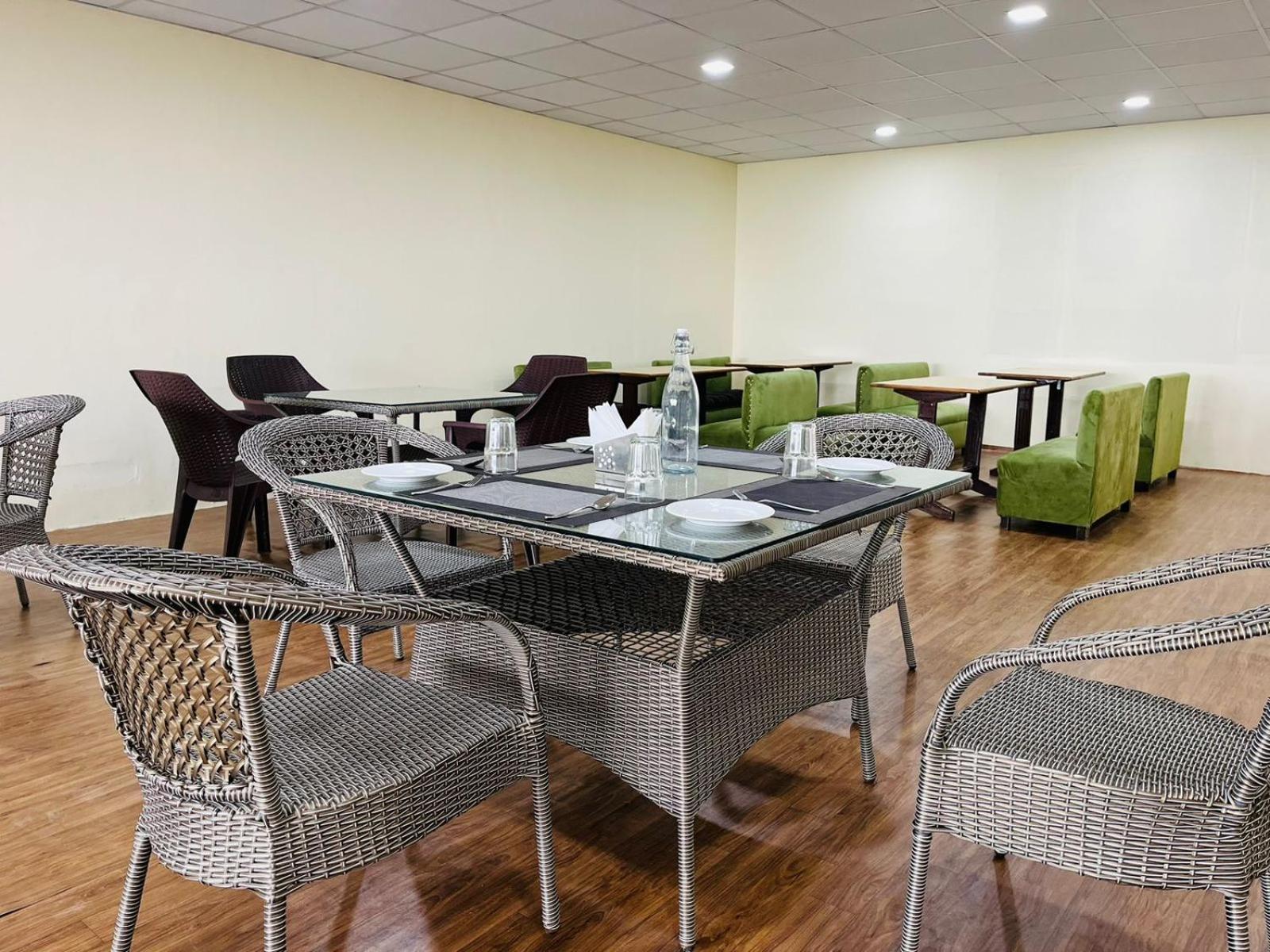 The Ashoka Inn 300Mts Walkable From Mall Road Shimla Exterior foto